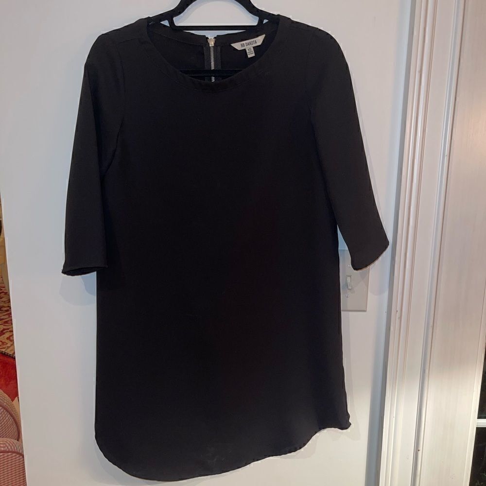 BB Dakota Black Long sleeve Shift Dress size XS!
